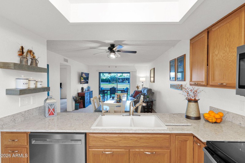 7746 Park View - 12Kitchen Great Room