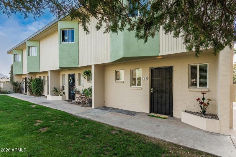 Continental East Townhome Condominiums