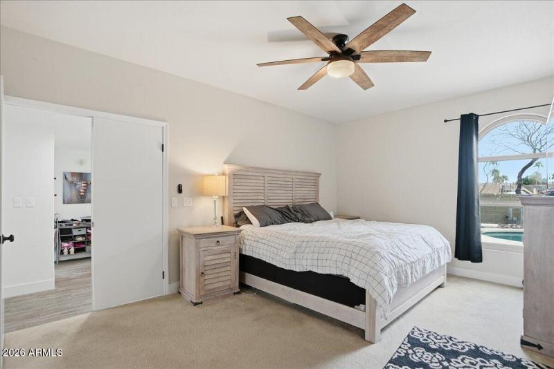 23-12627 S 38th Pl_RedHogMedia