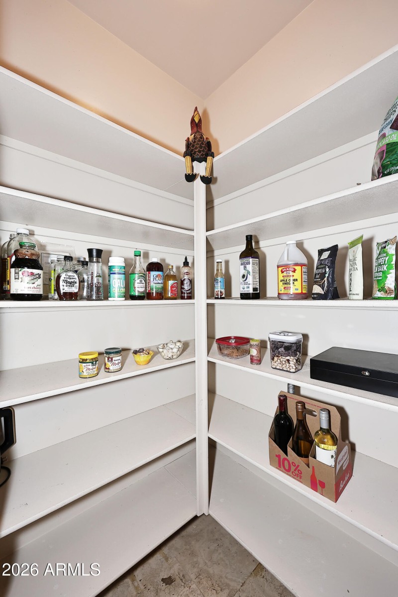 Kitchen-walk in Pantry