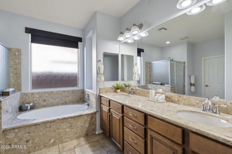 19-web-or-mls-_DSC3937