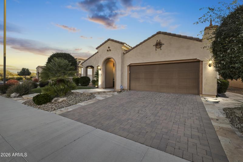 Front Exterior/Virtual Twilight