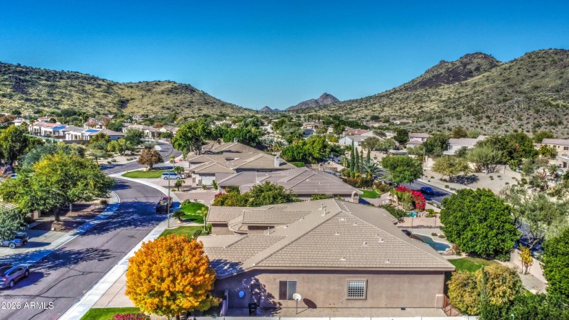 Trail entry just outside