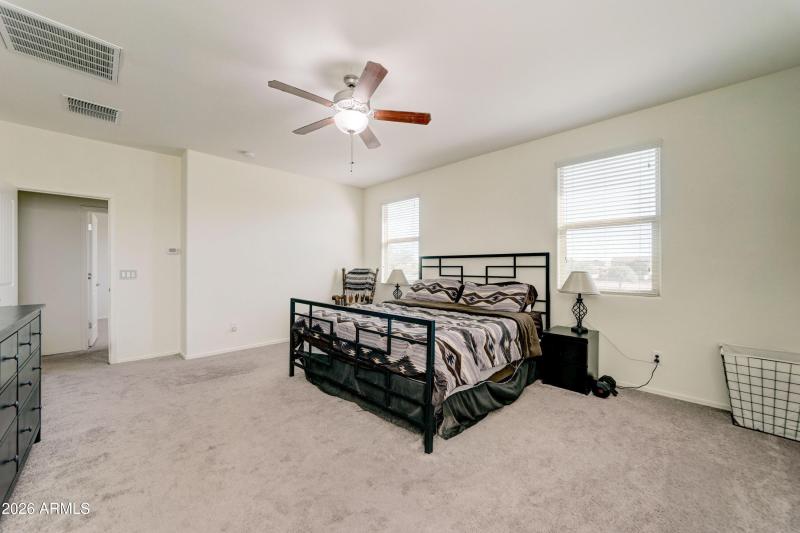 35587 N Donovan Dr-23