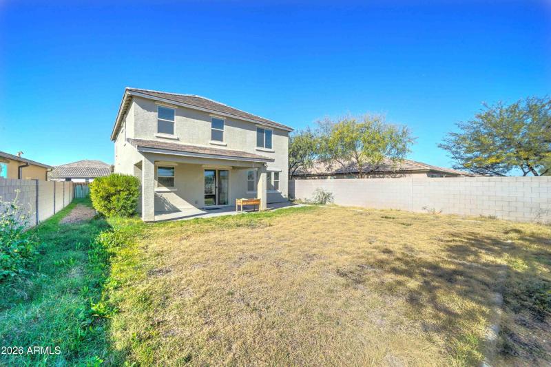 35587 N Donovan Dr-40