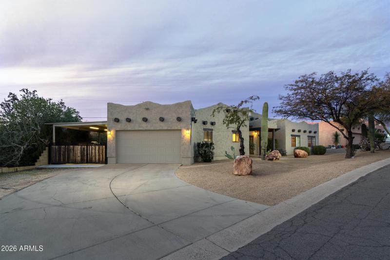 Long drive w/ left side RV gate