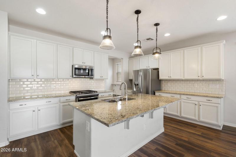 8-web-or-mls-_DSC3983