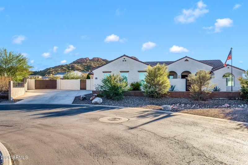 565 W Perkins St-1_(2048)