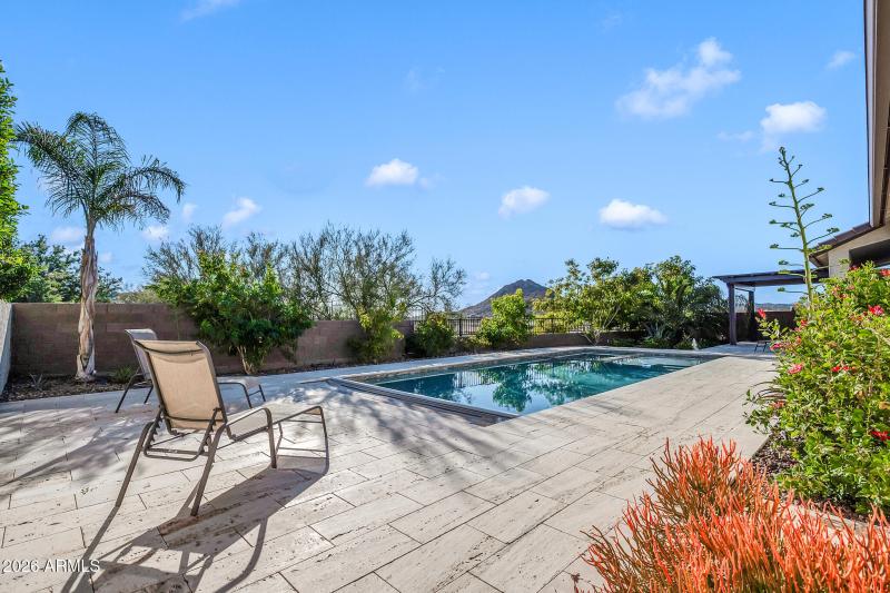 565 W Perkins St-69_(2048)