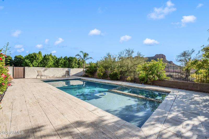 565 W Perkins St-71_(2048)