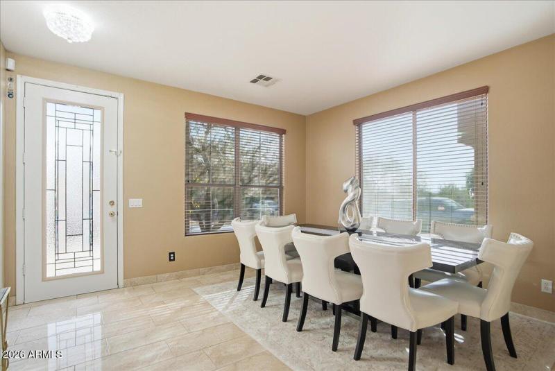 05-2414 W Florentine Rd_RedHogMedia