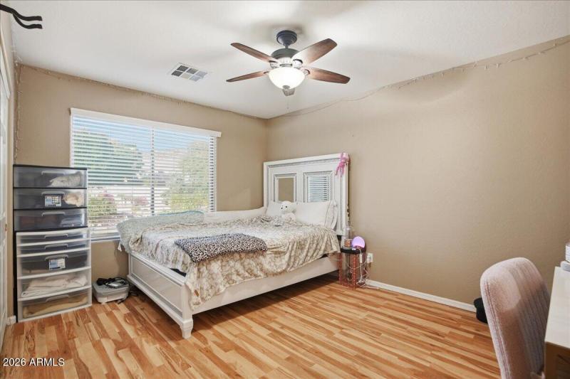 33-2414 W Florentine Rd_RedHogMedia