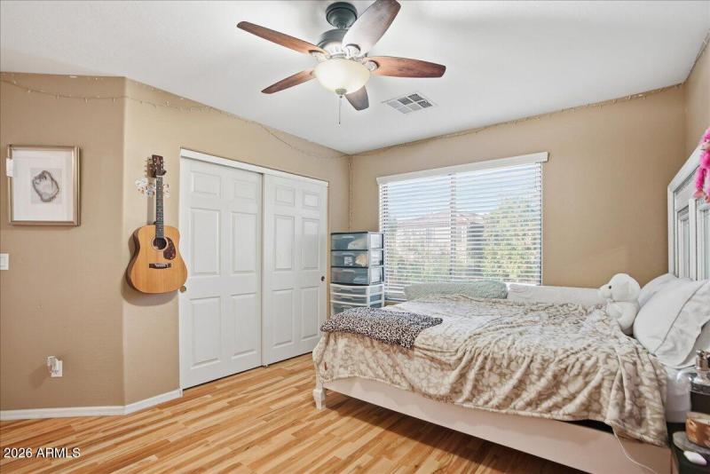 34-2414 W Florentine Rd_RedHogMedia