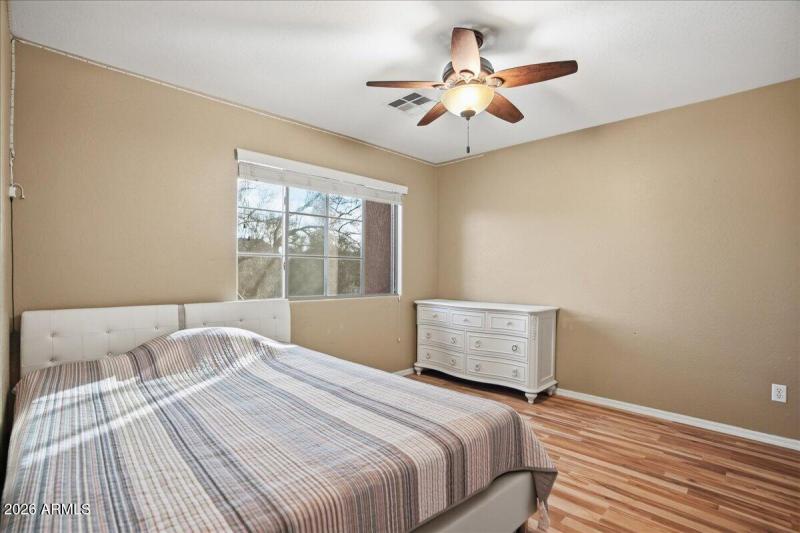 39-2414 W Florentine Rd_RedHogMedia