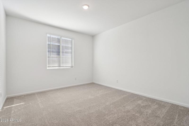 20-web-or-mls-W Camden Ave-S0402-020