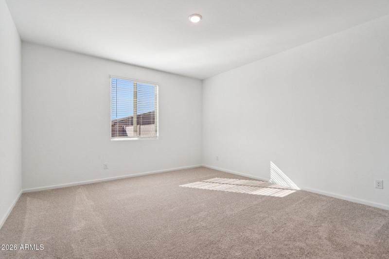 23-web-or-mls-W Camden Ave-S0402-023