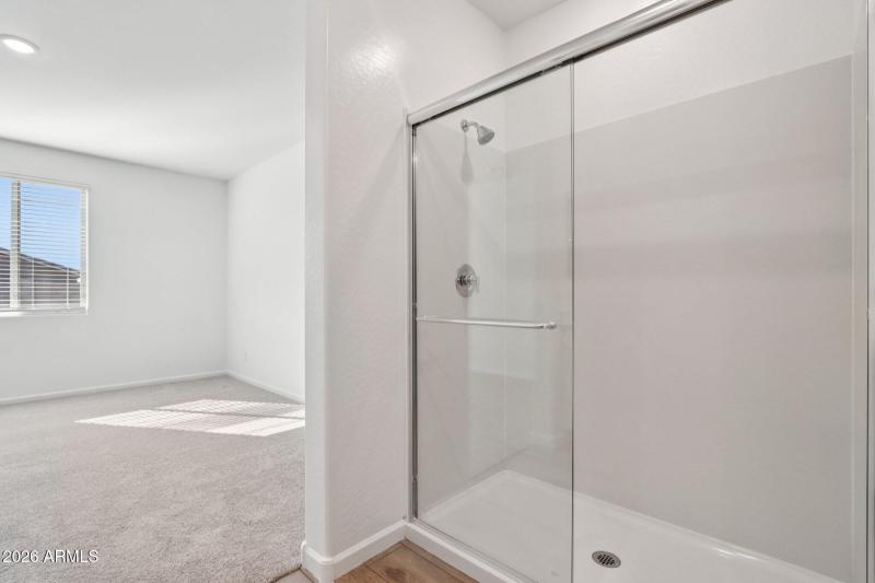 29-web-or-mls-W Camden Ave-S0402-029