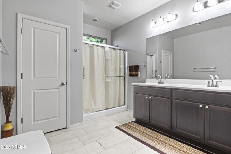 Double Sinks/Private Toilet Room