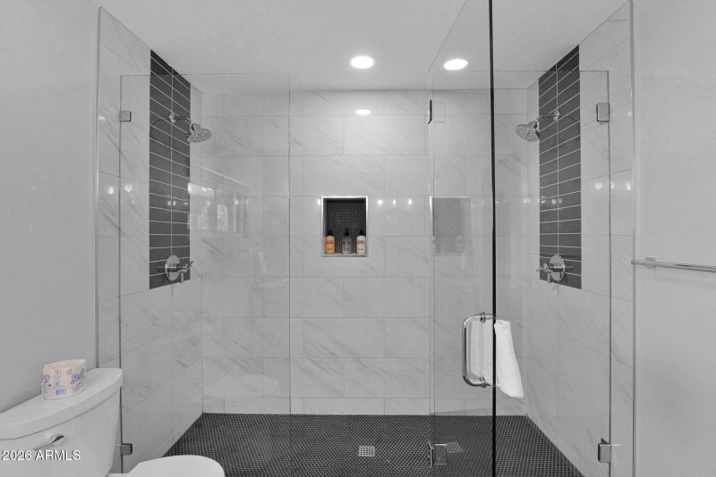 16-web-or-mls-P1481909