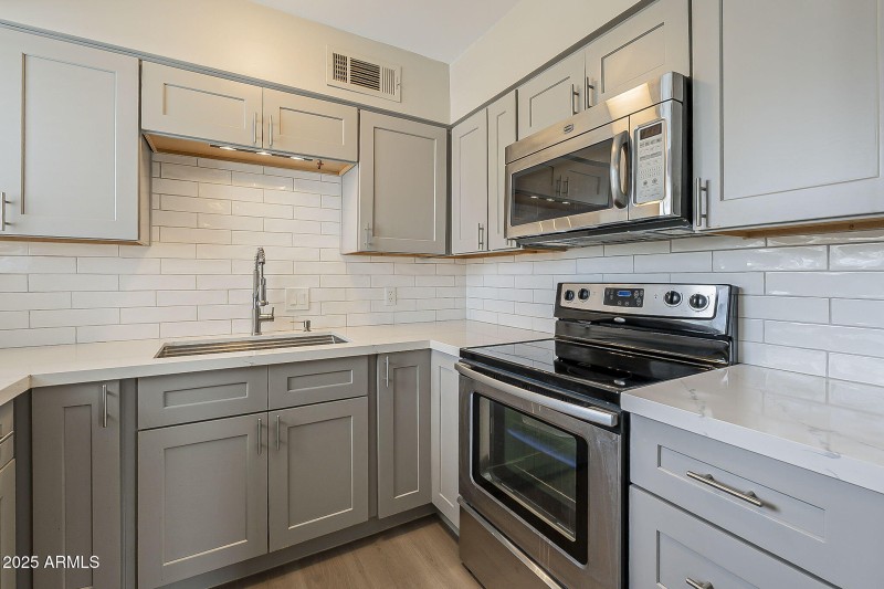 Modern Kitchen With Quartz Counters