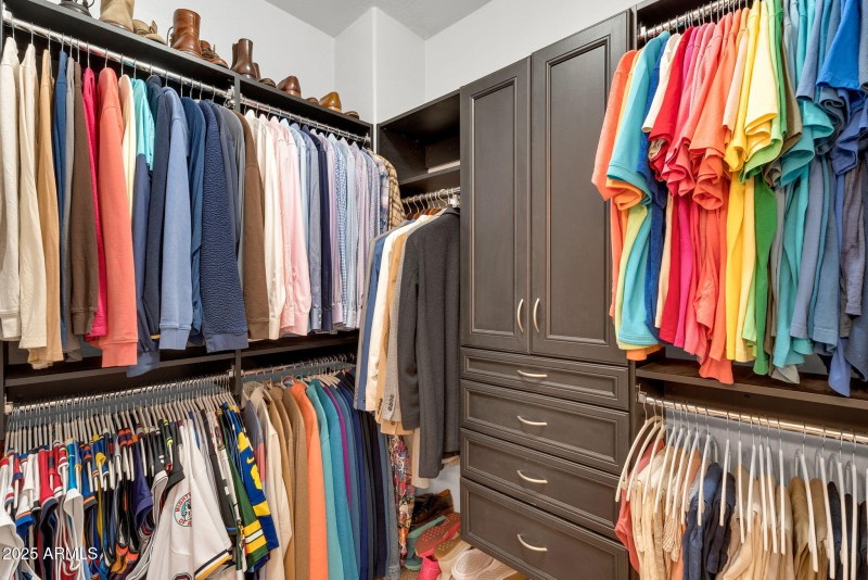 Custom Walk-In Closet