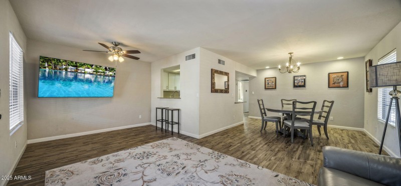 Full View Living/Dining