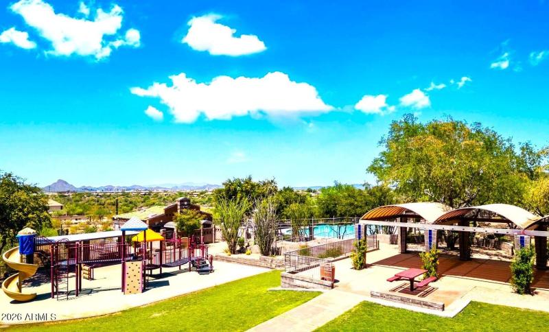 Tramonto community playground