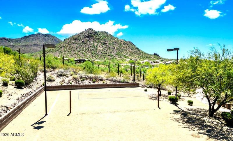 Tramonto volleyball court