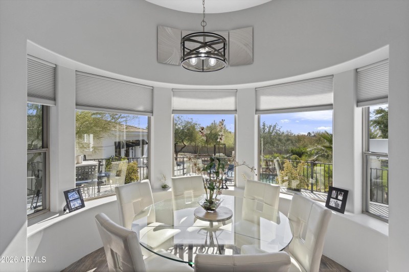 036-Breakfast Nook