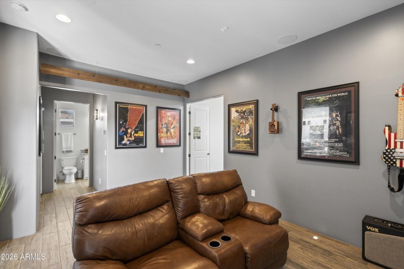 060-Theater Room