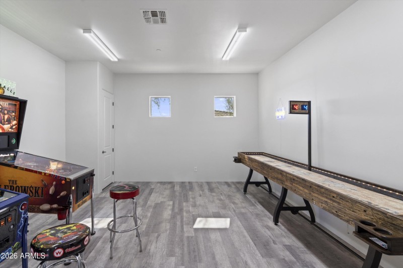 063-Flex Room