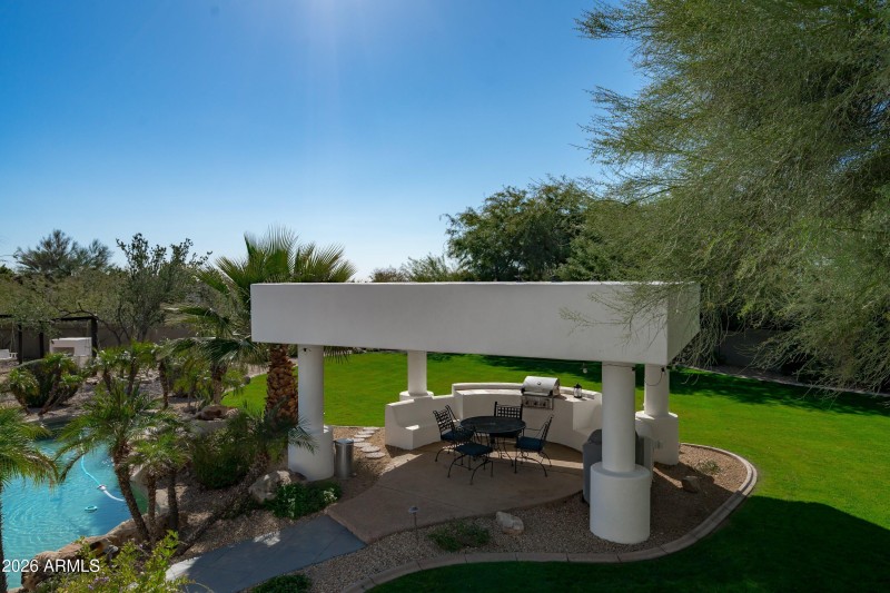 102-Backyard View