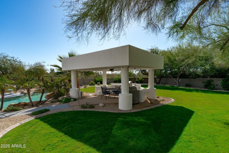 105-Covered Patio BBQ