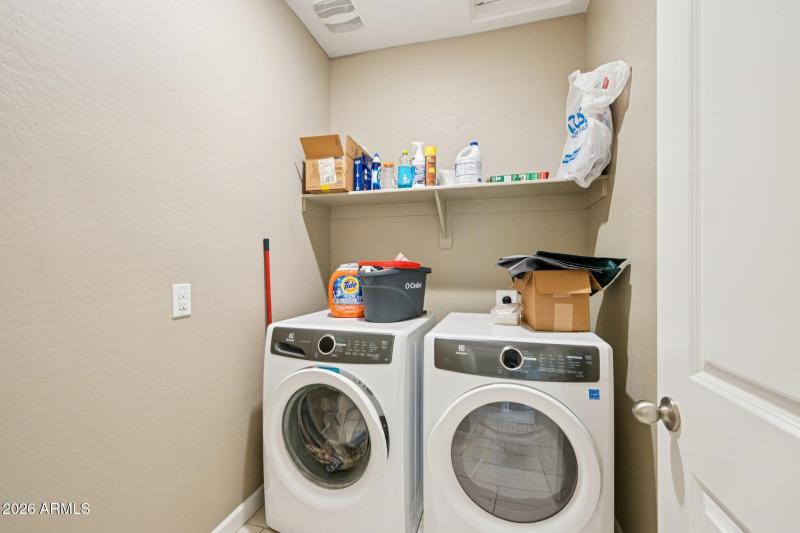 19-web-or-mls-W Bronco Trl-S3001-019