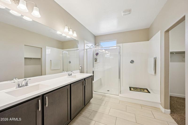 23-web-or-mls-W Bronco Trl-S3001-023