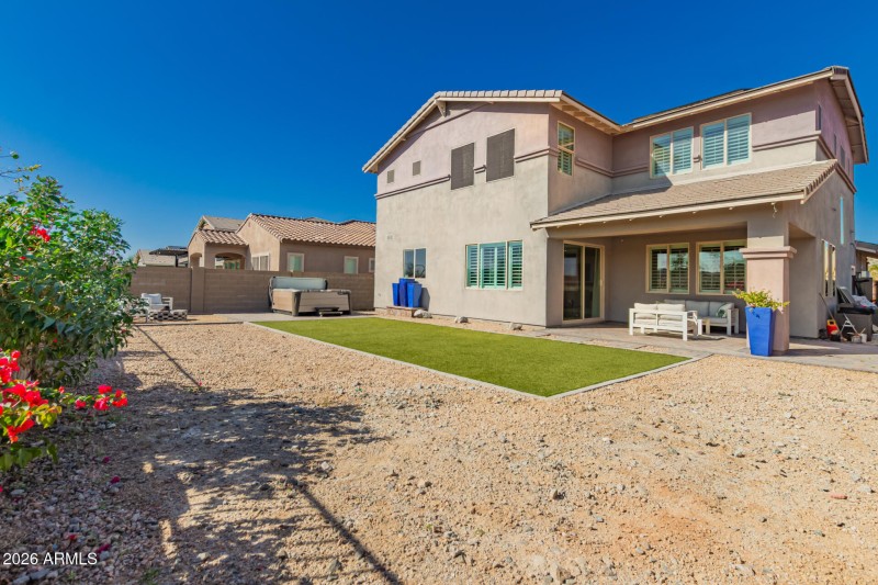 Large multi-purpose backyard