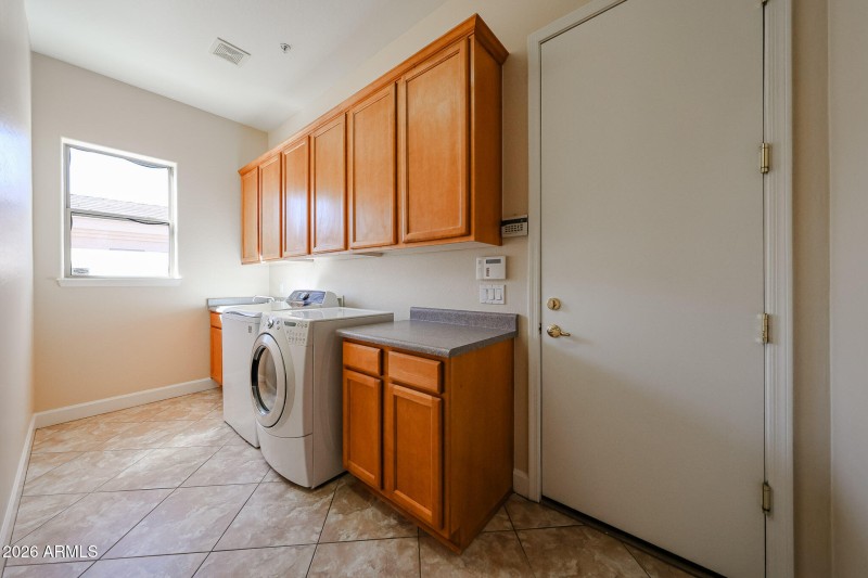 Large Laundry Room