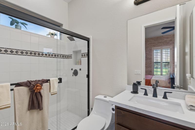 28) BED 2 BATH