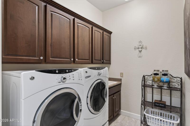 50) LAUNDRY