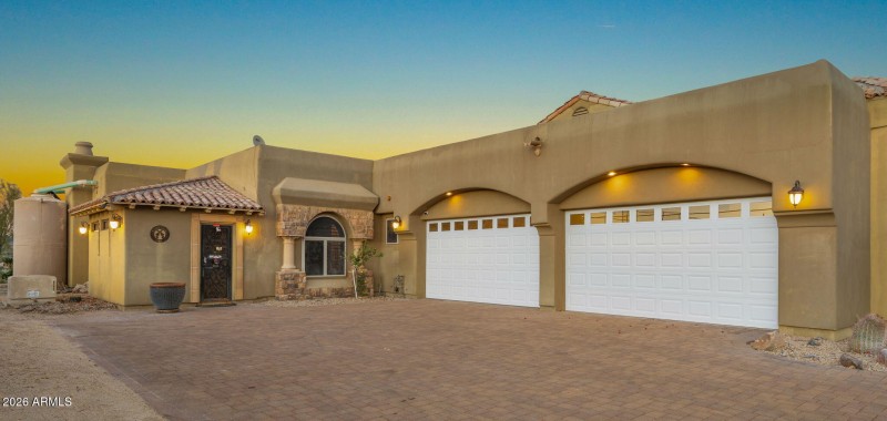 Garage - Front yard
