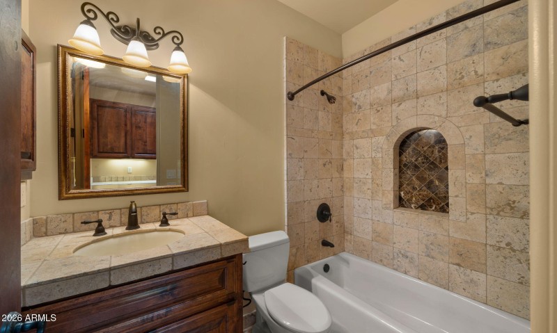 Guest wing - bathroom