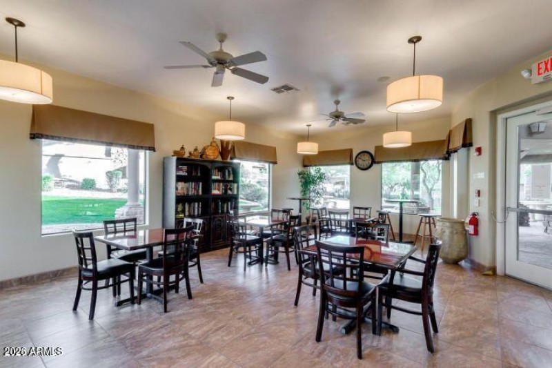 Cachet clubhouse