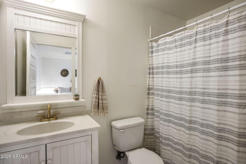 Casita bathroom