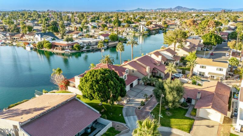 482F9E64-6E7E-44E2-81C7-DC4BBD8AAFFE_1_1