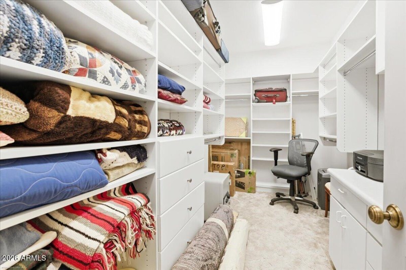 2nd Bedroom Closet
