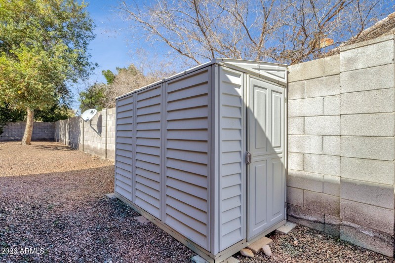 57-web-or-mls-5610-n-lyle-ct