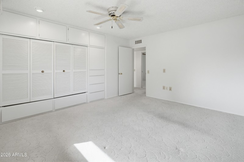 10326 W Highwood Ln-9