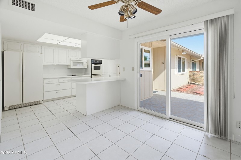 10326 W Highwood Ln-19