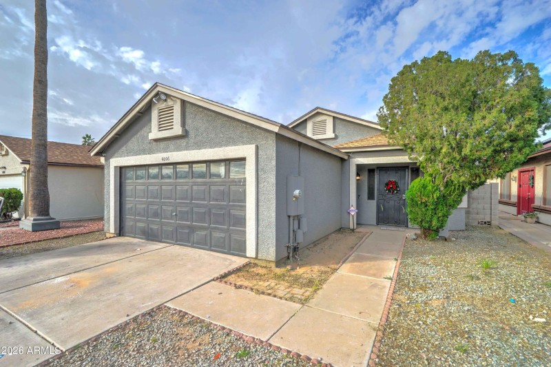 4006 N 88th Ln-3