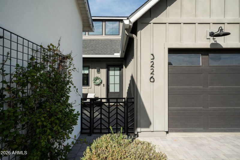 Entry way